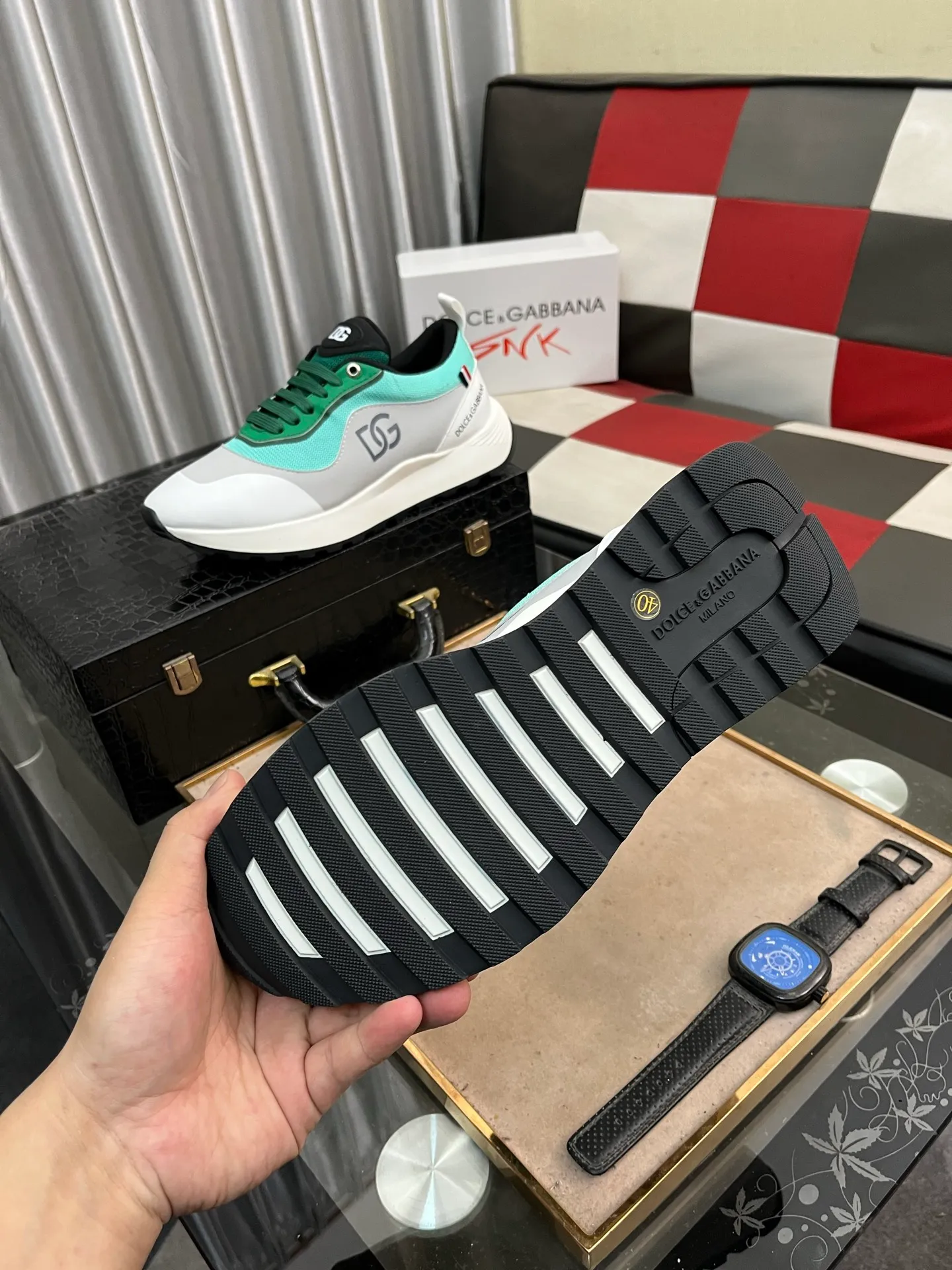 Men's shoes💰480⌚️⌚️New Dolce & Gabbana/top original DG heavy industry series, new casual fashion shoes👟The version is simple and elegant, fashionable and exclusive👑fashionable and generous. Upper: Original first-layer calfskin, comfortable sheepskin lining. Original special electroplated combination outsole, exquisite and luxurious, super A level! Compared with the genuine product at the counter, the version is no worse at all💕Size: 38-46
